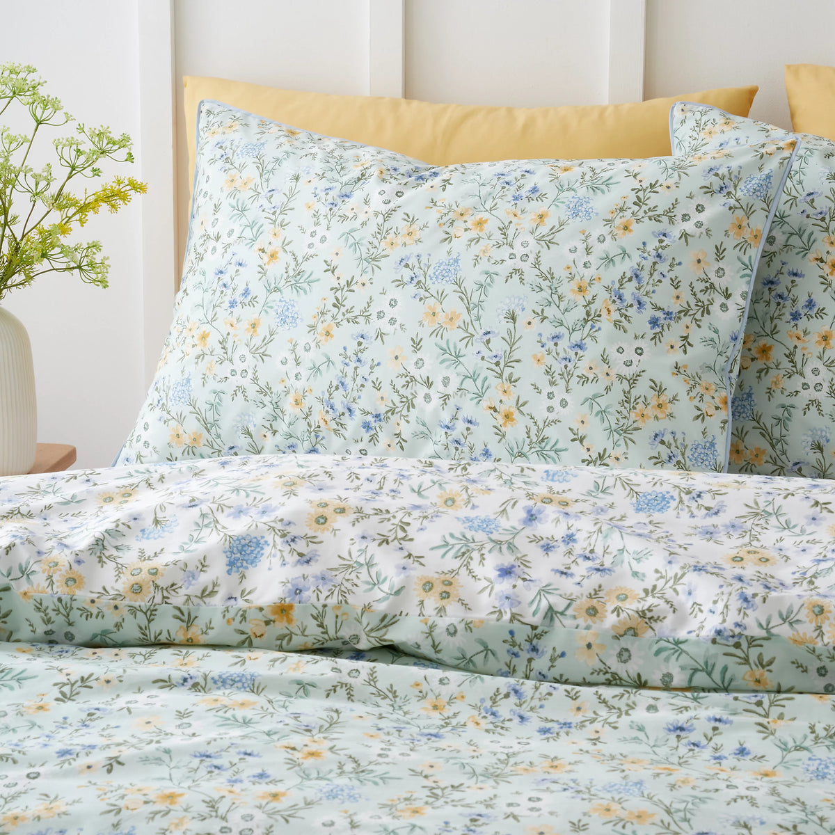 Bianca Ditsy Floral 200TC Cotton Reversible Duvet Cover Set Green