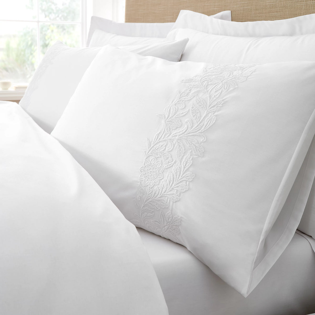 Bianca Embroidery Floral 200TC Cotton Duvet Cover Set White