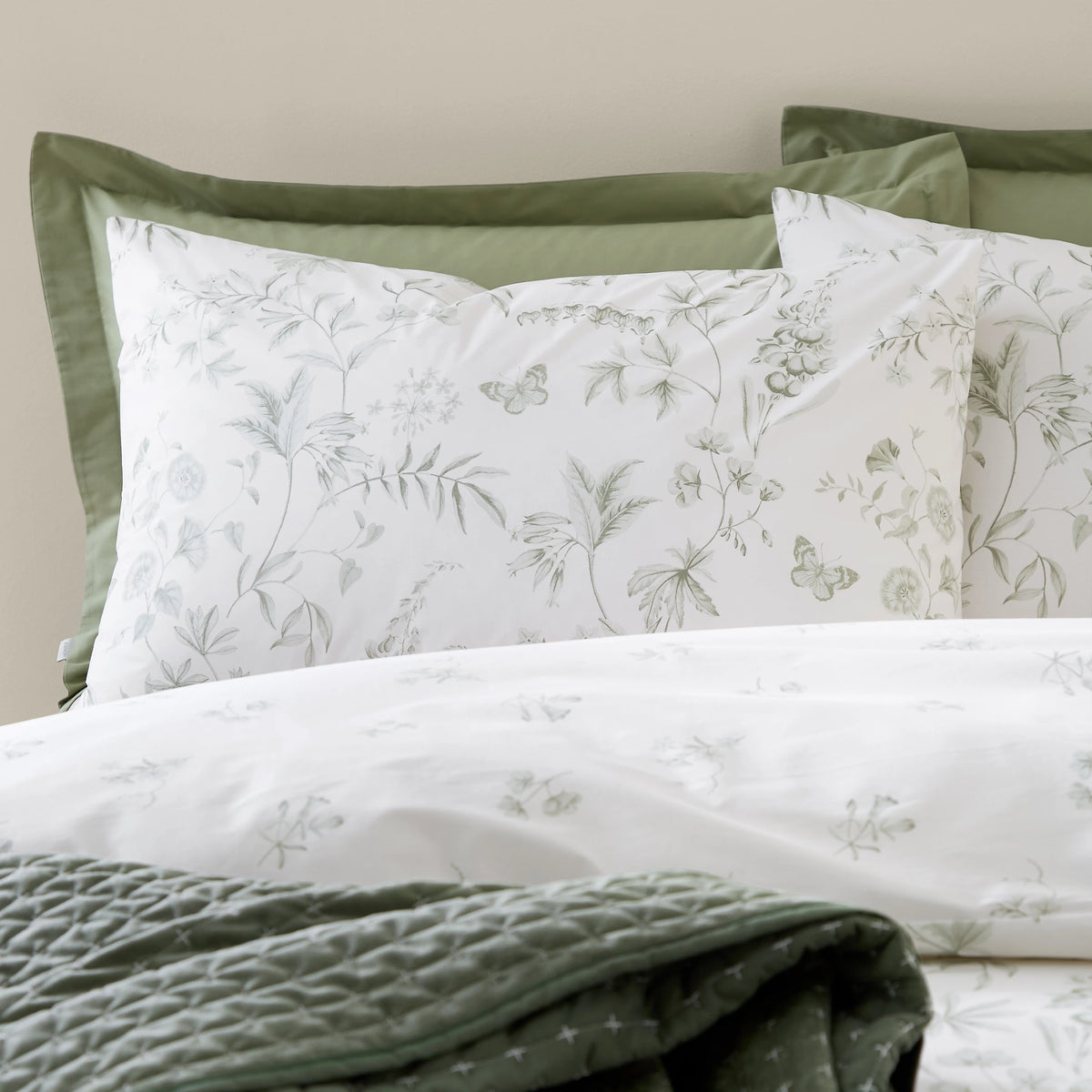 Bianca Thea Floral 200TC Cotton Reversible Duvet Cover Set Green