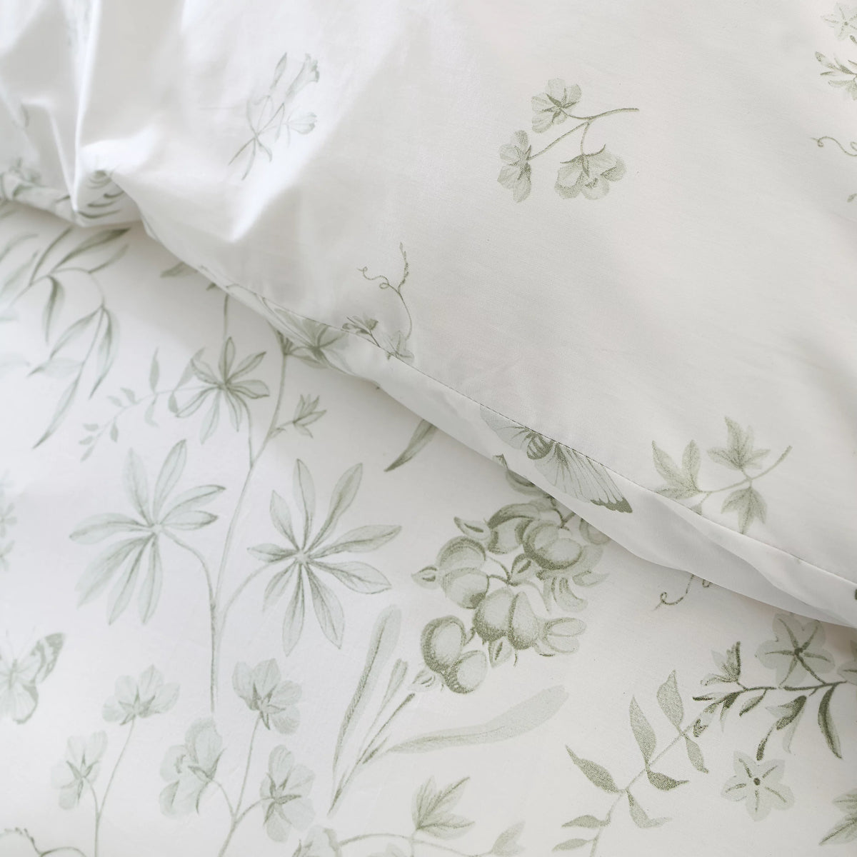 Bianca Thea Floral 200TC Cotton Reversible Duvet Cover Set Green