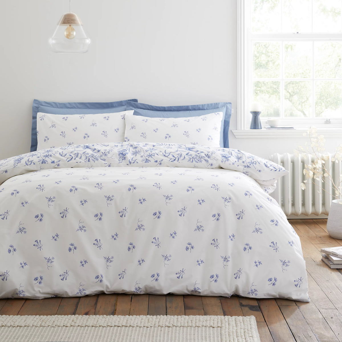 Bianca Thea Floral 200TC Cotton Reversible Duvet Cover Set Blue