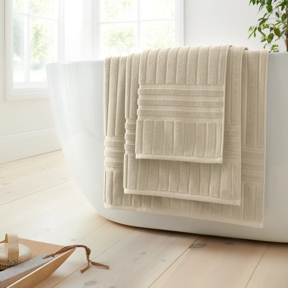 Bianca Hotel 100% Cotton Towels in Natural