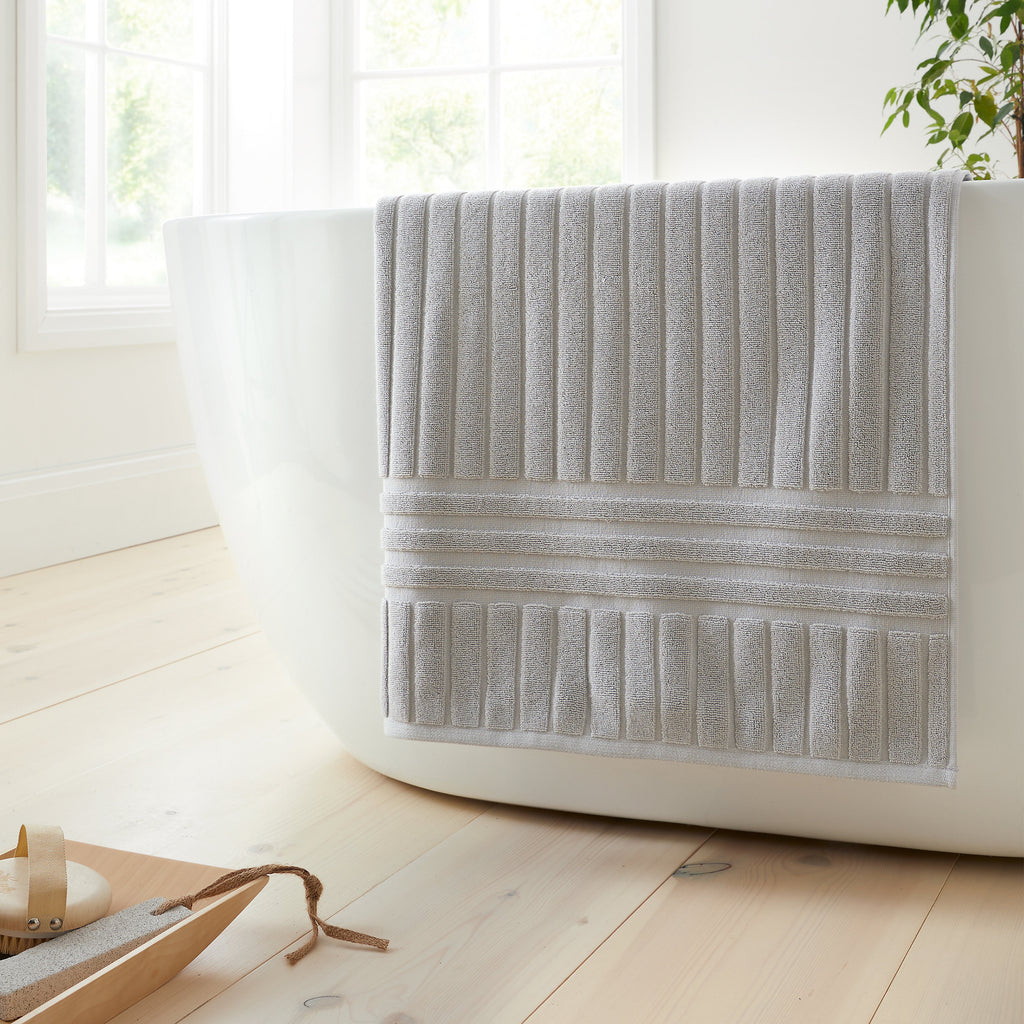 Bianca Hotel 100% Cotton Towels in Silver