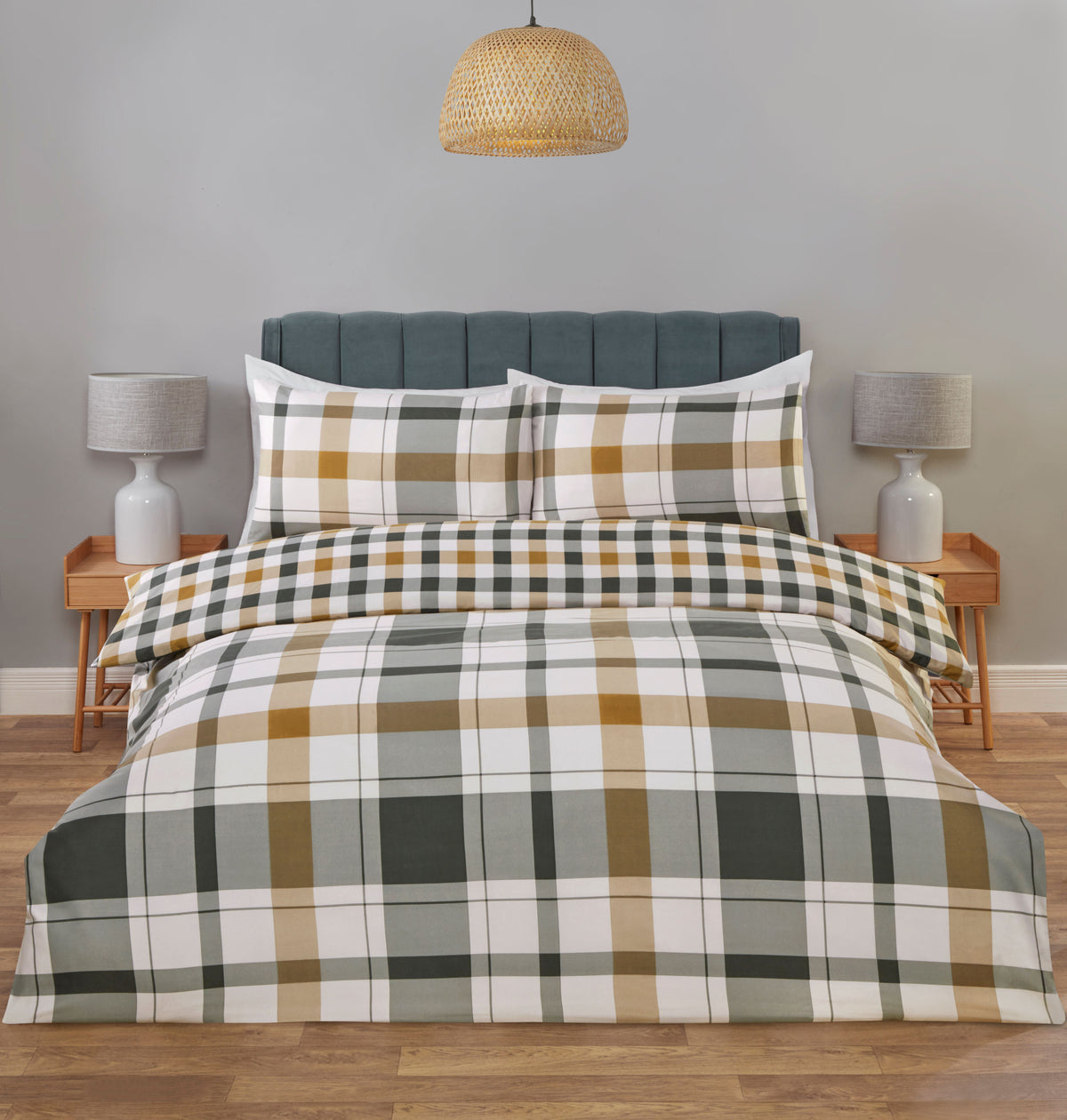 Braemar Check reversible duvet cover set in Multi with a large-scale plaid design.
