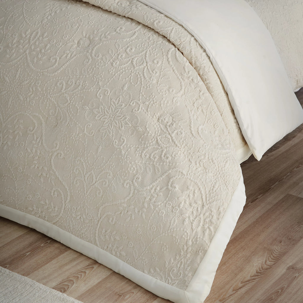 Catherine Lansfield Cream Amelia Jacquard Bedspread