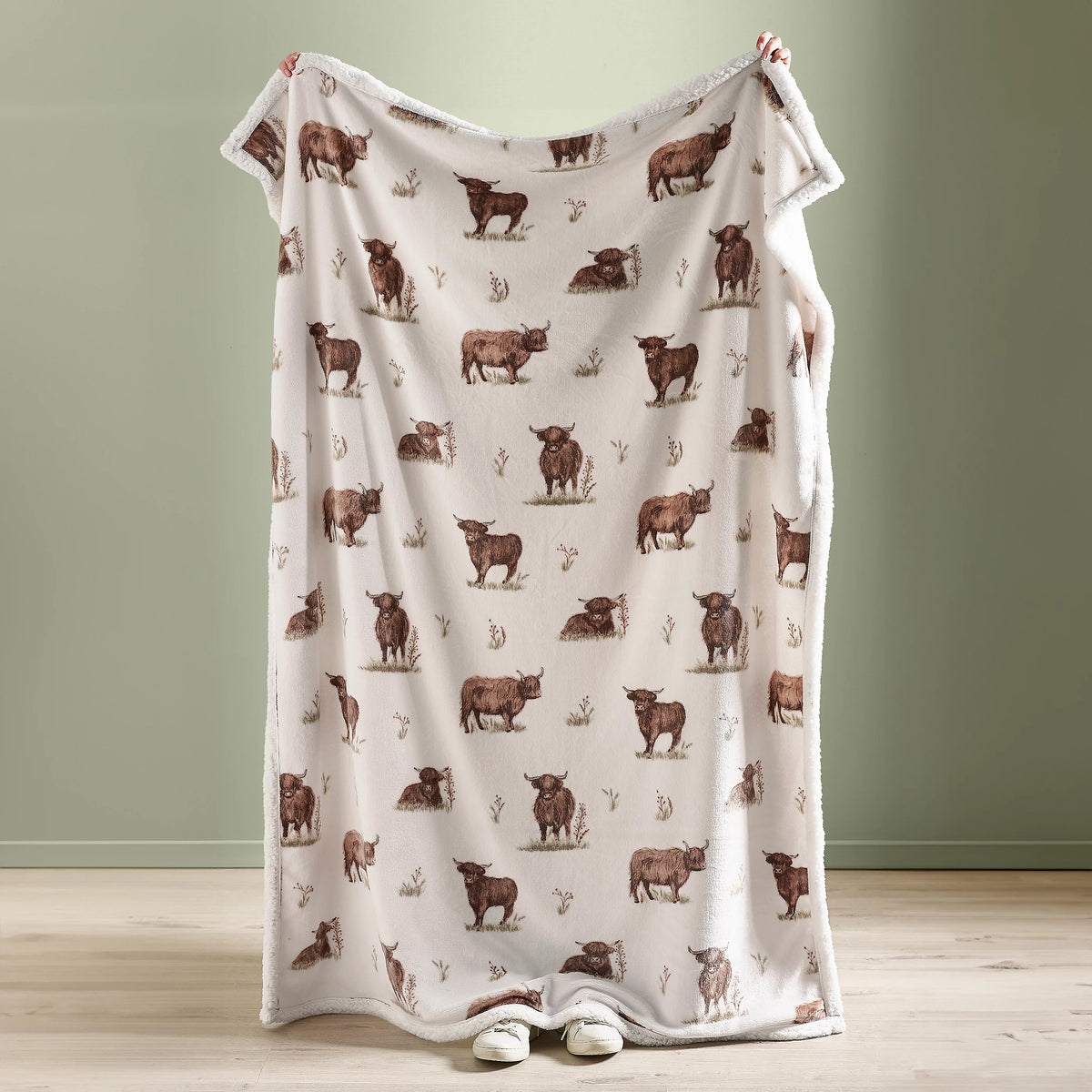 Catherine Lansfield Natural Angus Highland Cow Cosy Fleece Blanket Throw