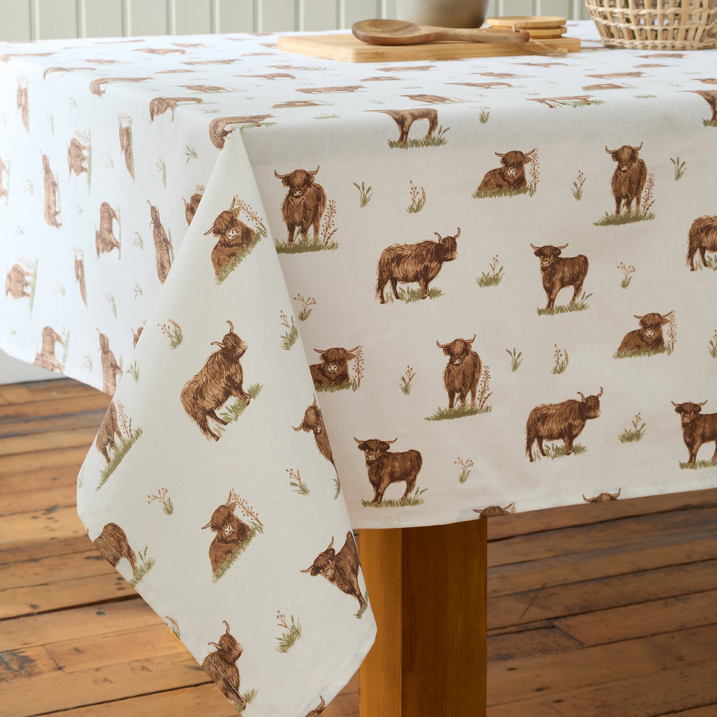 Catherine Lansfield Angus Highland Cow Cotton Table Cloth in Natural