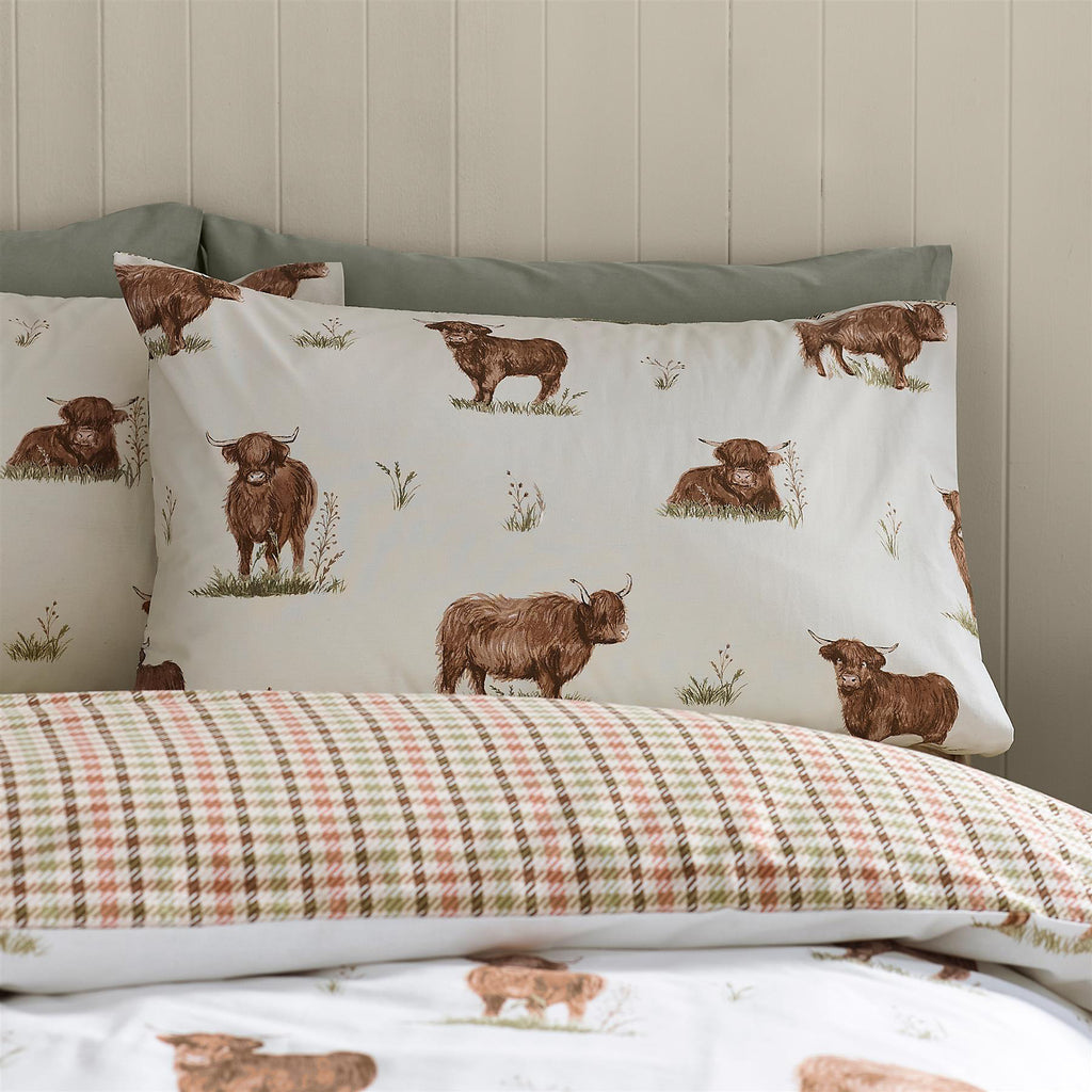 Catherine Lansfield Natural Angus Highland Cow Reversible Duvet Cover Set