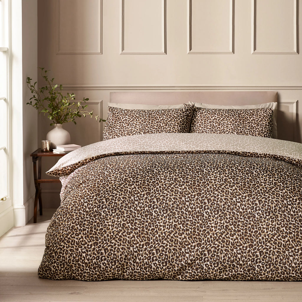 Catherine Lansfield Brown Animal Print So Soft Reversible Duvet Cover Set