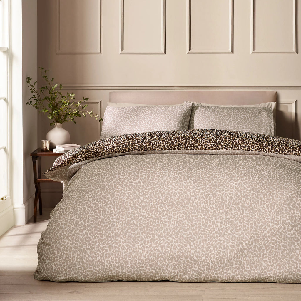 Catherine Lansfield Brown Animal Print So Soft Reversible Duvet Cover Set