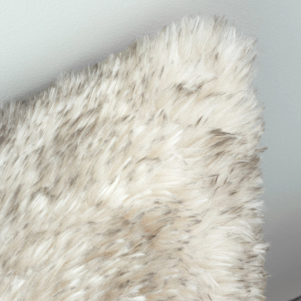 Catherine Lansfield Arctic Fox Cosy Faux Fur 45x45cm Cushion Grey
