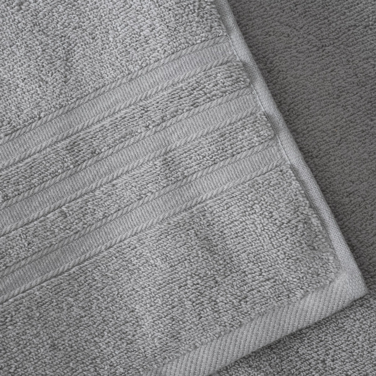 Catherine Lansfield Bathroom Zero Twist 500 GSM Soft & Absorbent Cotton Bath Sheet Pair in Silver