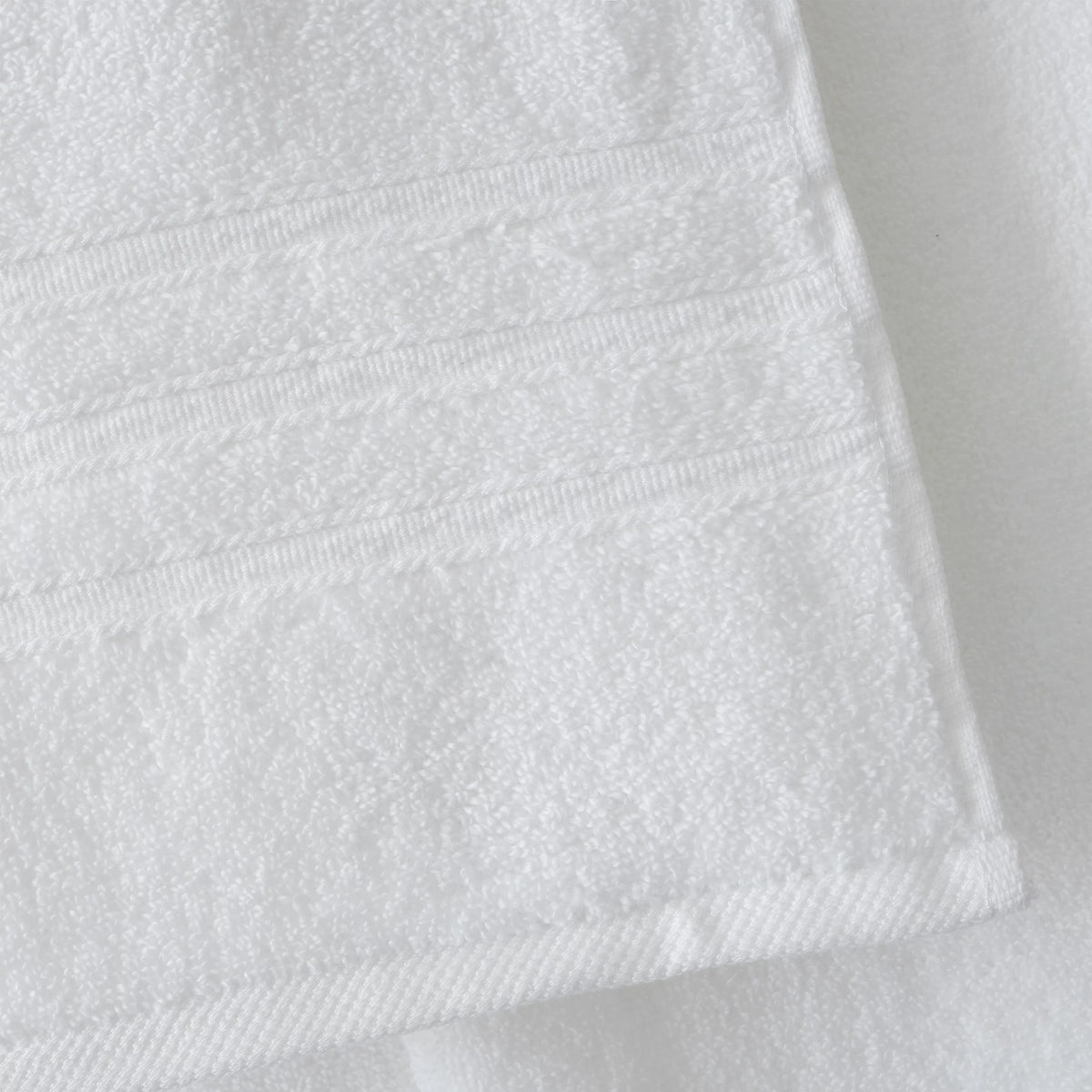 Catherine Lansfield Bathroom Zero Twist 500 GSM Soft & Absorbent Cotton Bath Sheet Pair in White
