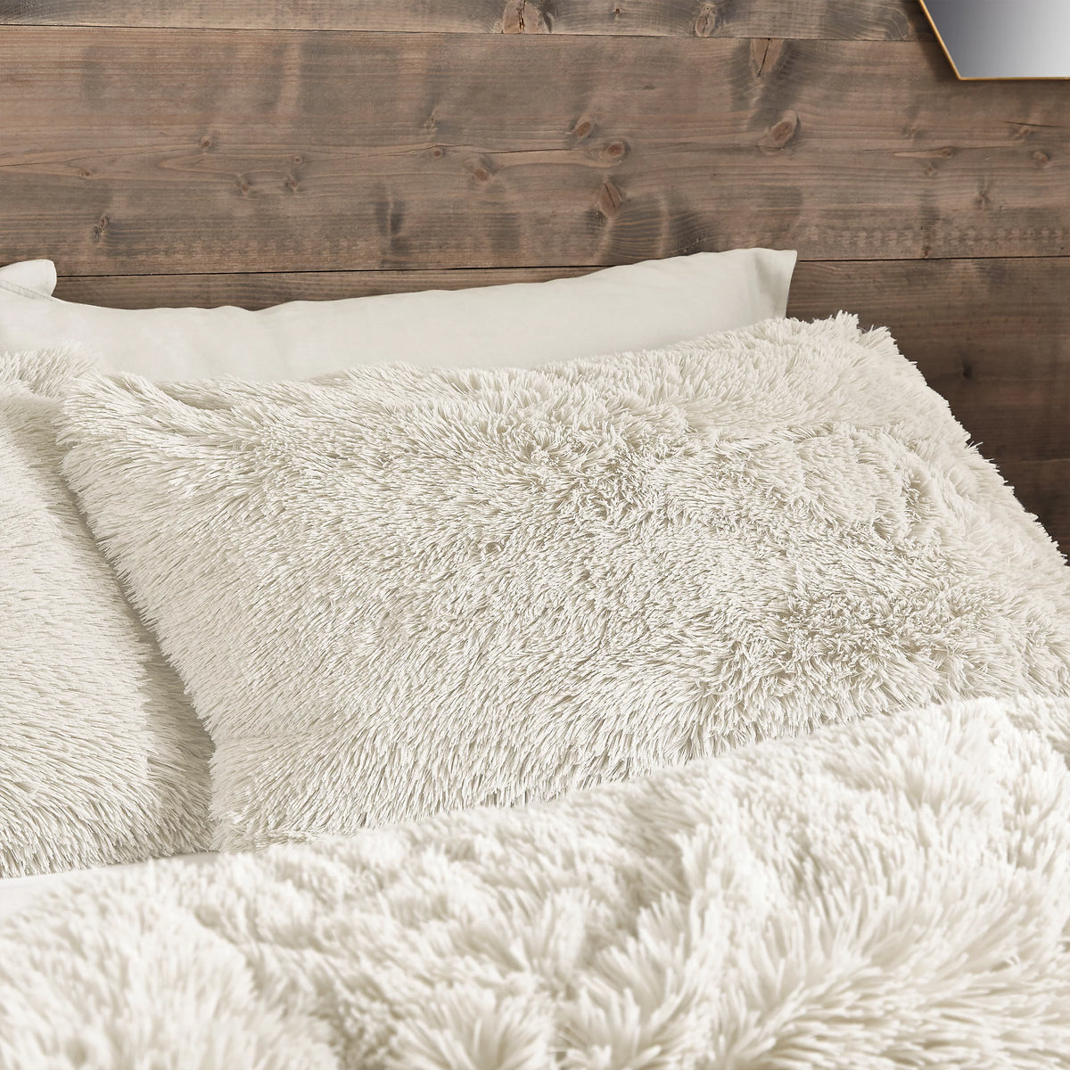 Catherine Lansfield Cuddly Deep Pile Cream Duvet Cover Set