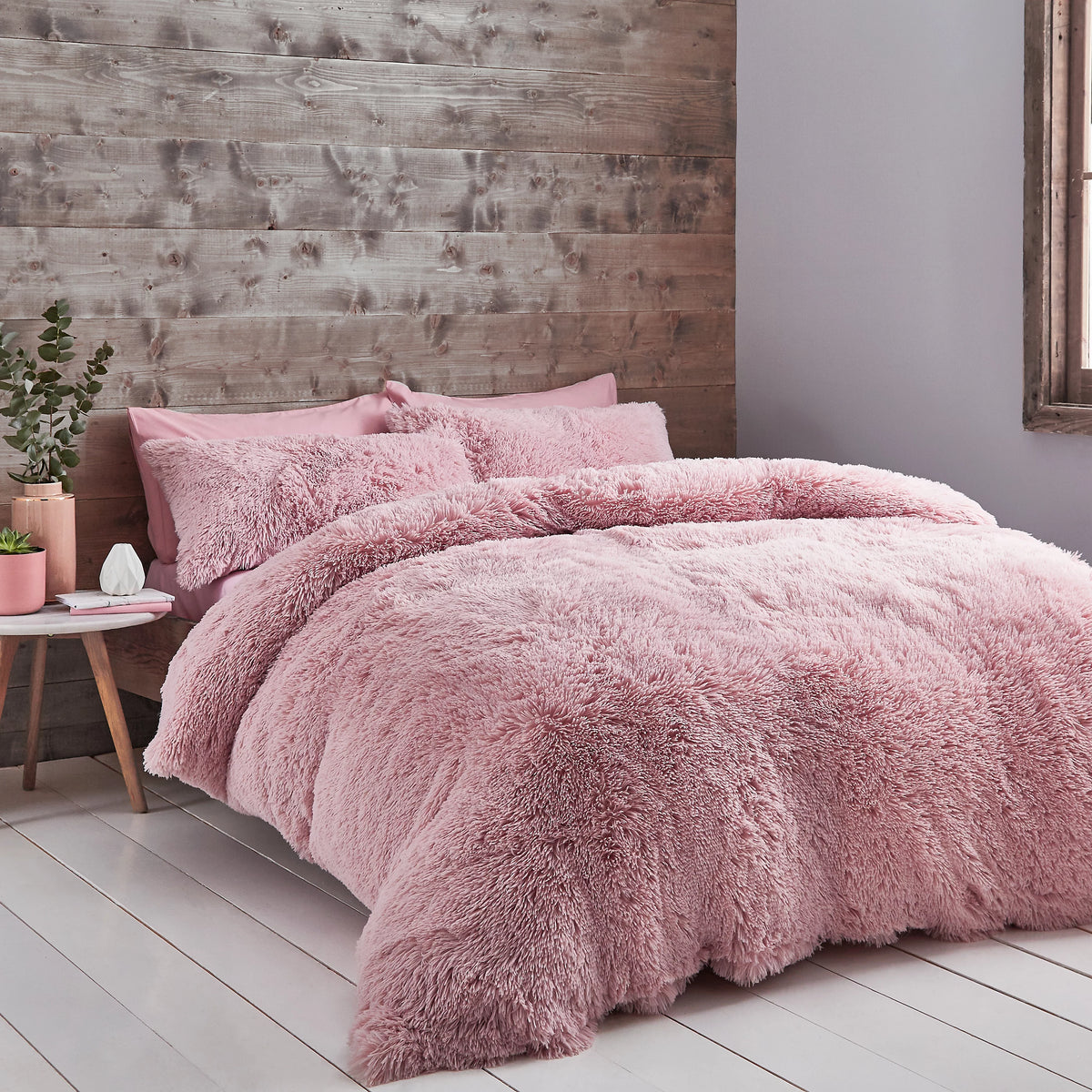 Catherine Lansfield Cuddly Deep Pile Blush Pink Duvet Cover Set