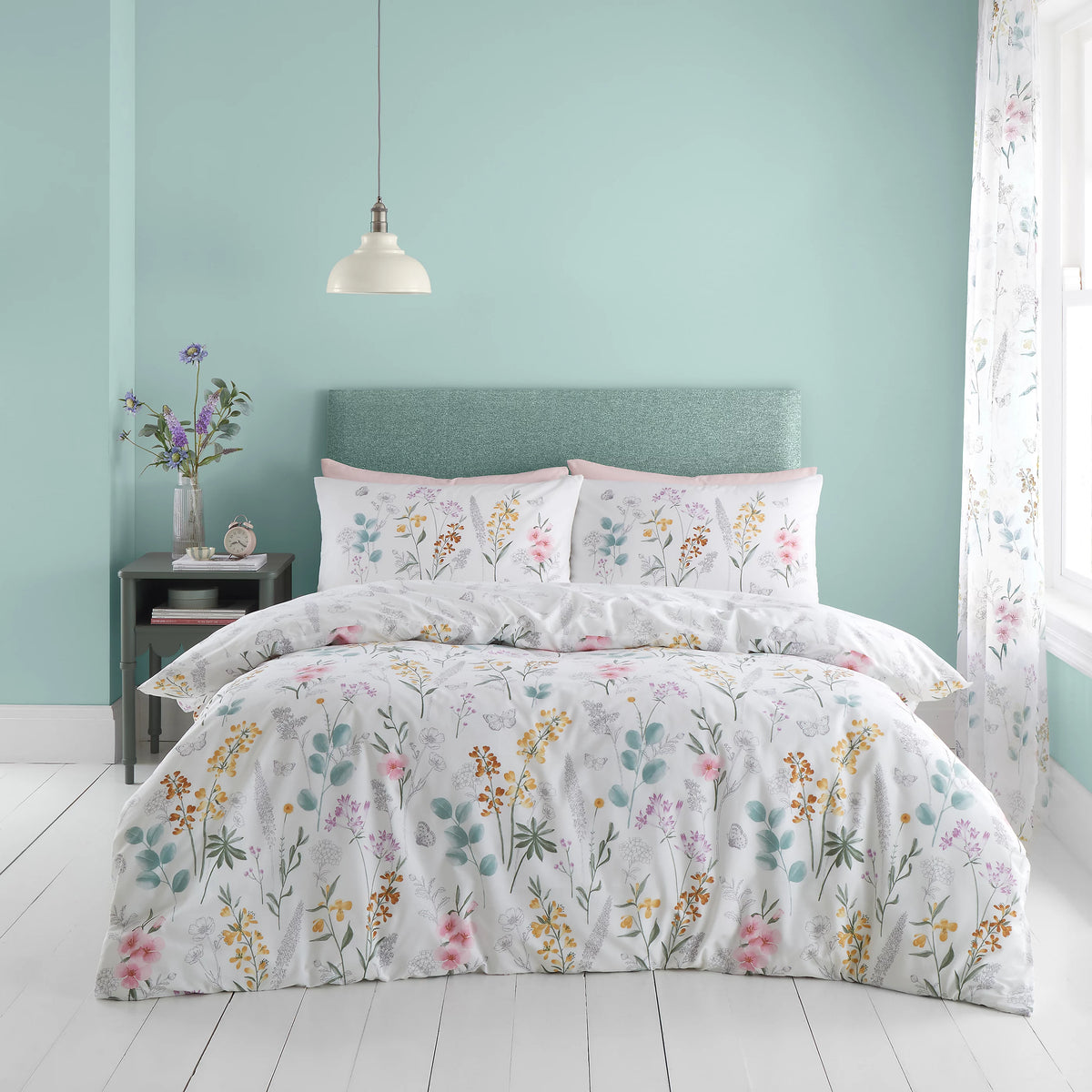 Catherine Lansfield White/Green Emilia Floral Reversible Duvet Cover Set