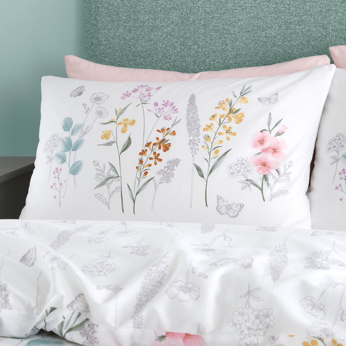 Catherine Lansfield White/Green Emilia Floral Reversible Duvet Cover Set