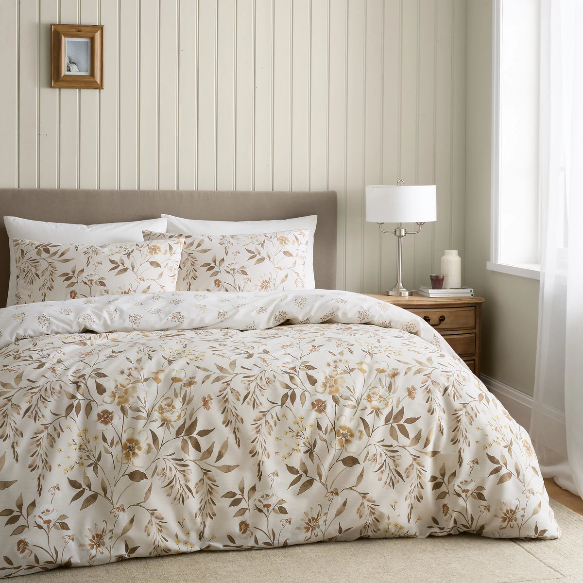 Catherine Lansfield Isadora Floral Reversible Duvet Cover Set Natural