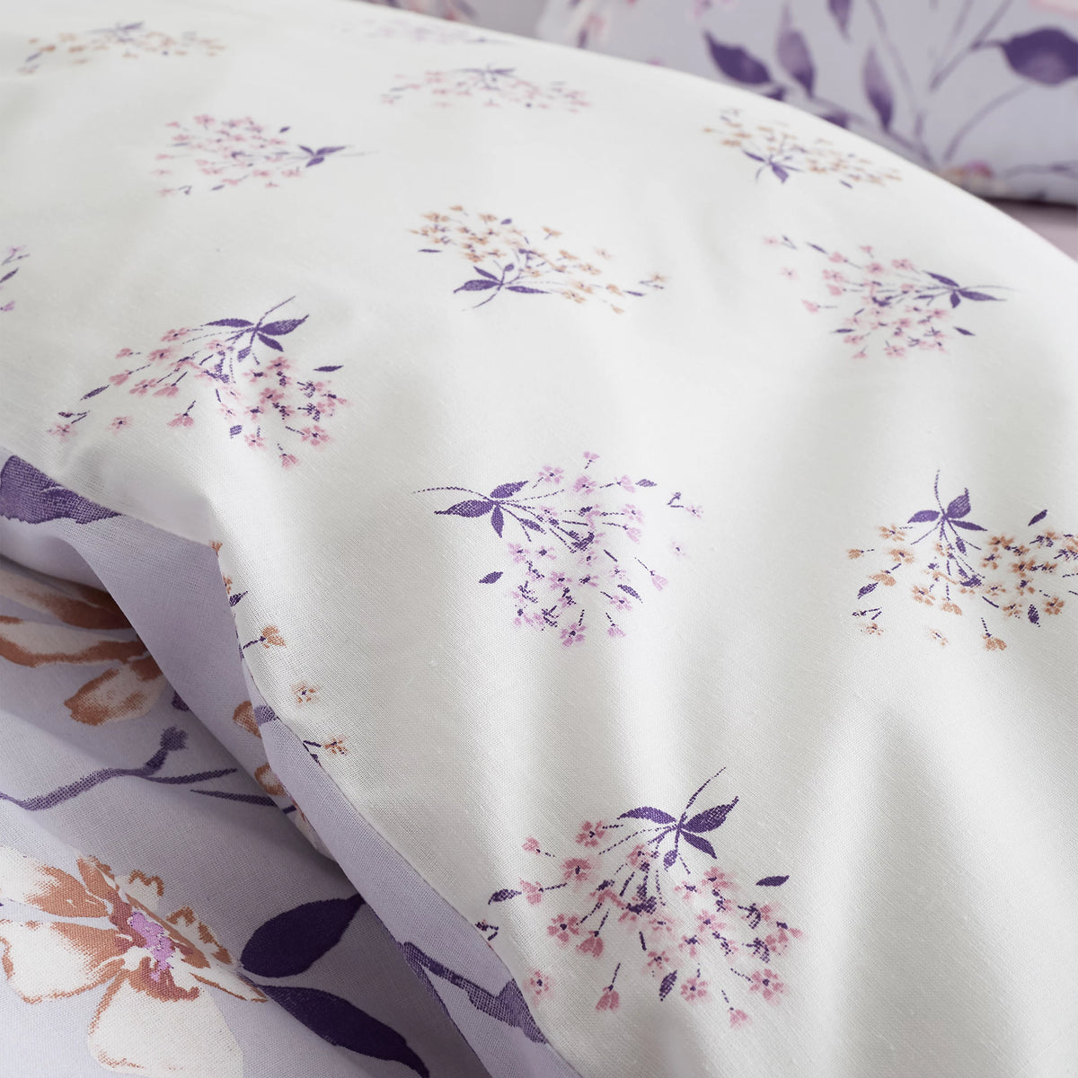 Catherine Lansfield Isadora Floral Reversible Duvet Cover Set Lilac