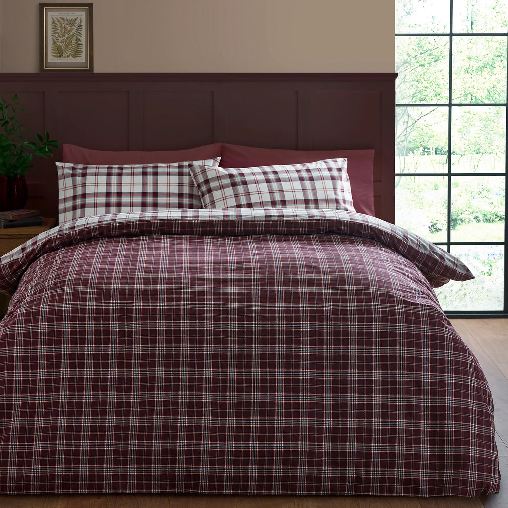 Catherine Lansfield Kelso Check Duvet Cover Set Plum
