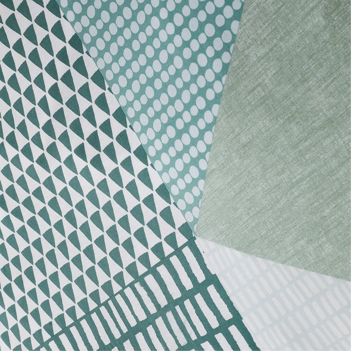 Catherine Lansfield Larsson Geo Duvet Cover Set Green
