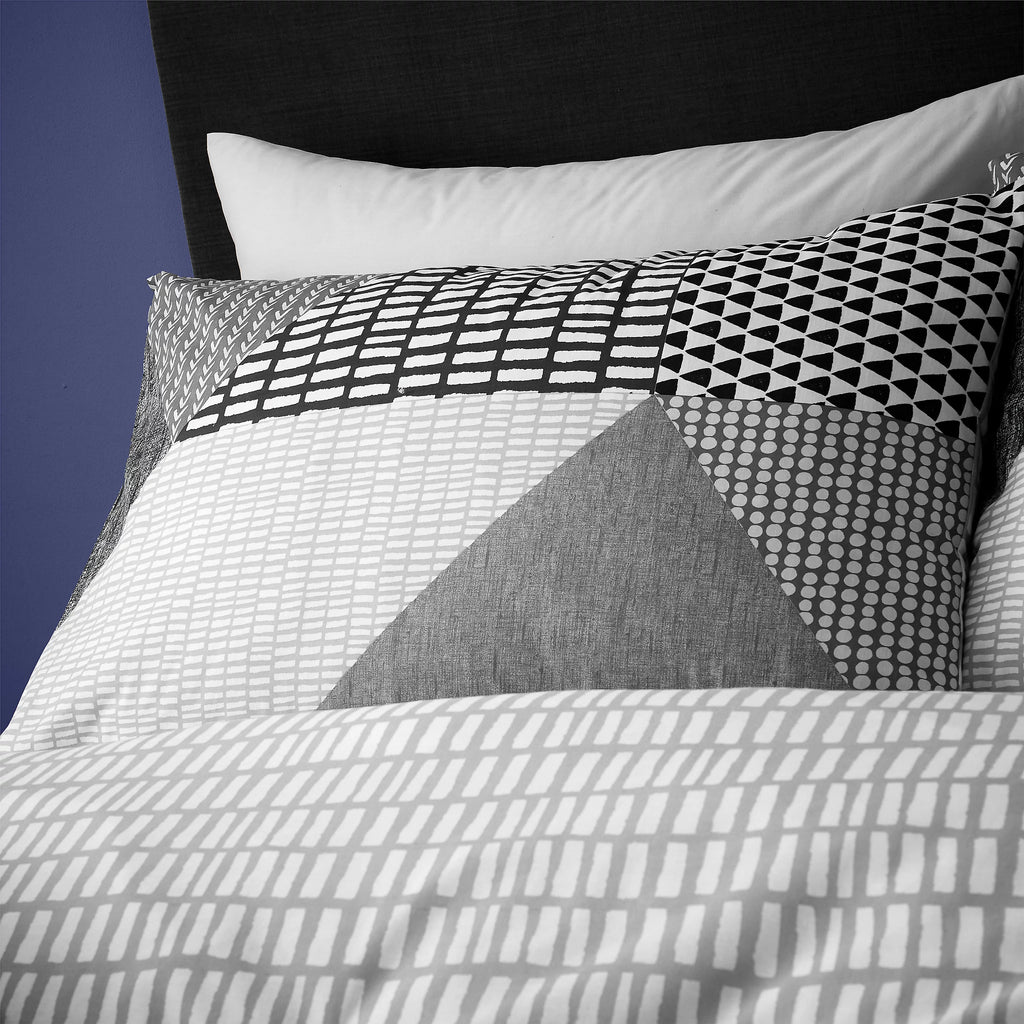 Catherine Lansfield Larsson Geo Duvet Cover Set Grey