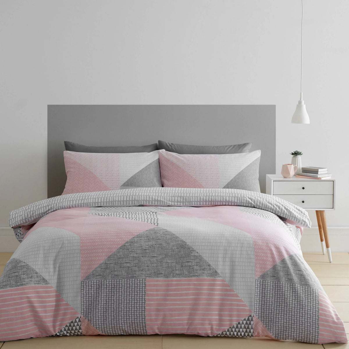 Catherine Lansfield Larsson Geo Duvet Cover Set Pink