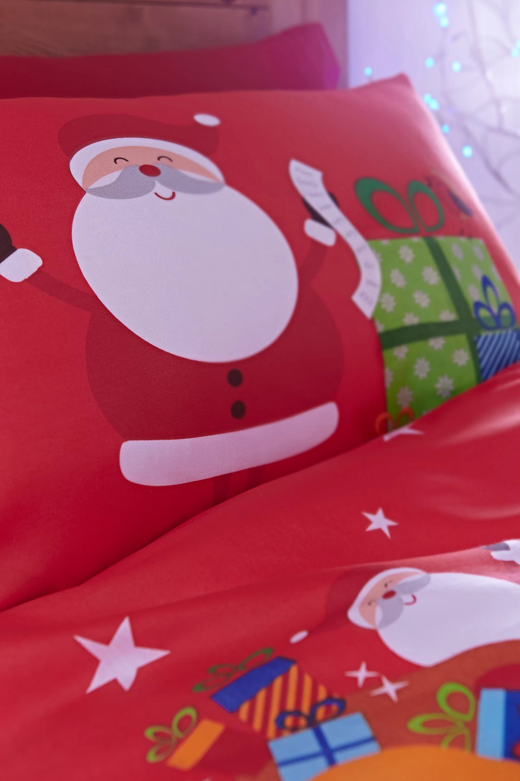 Catherine Lansfield Santa's Christmas Presents Red Duvet Cover Set