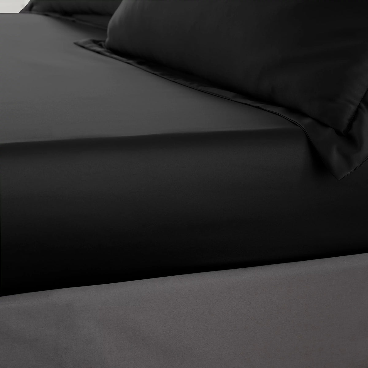 Catherine Lansfield Silky Soft Satin Fitted Sheet 30cm Depth Black