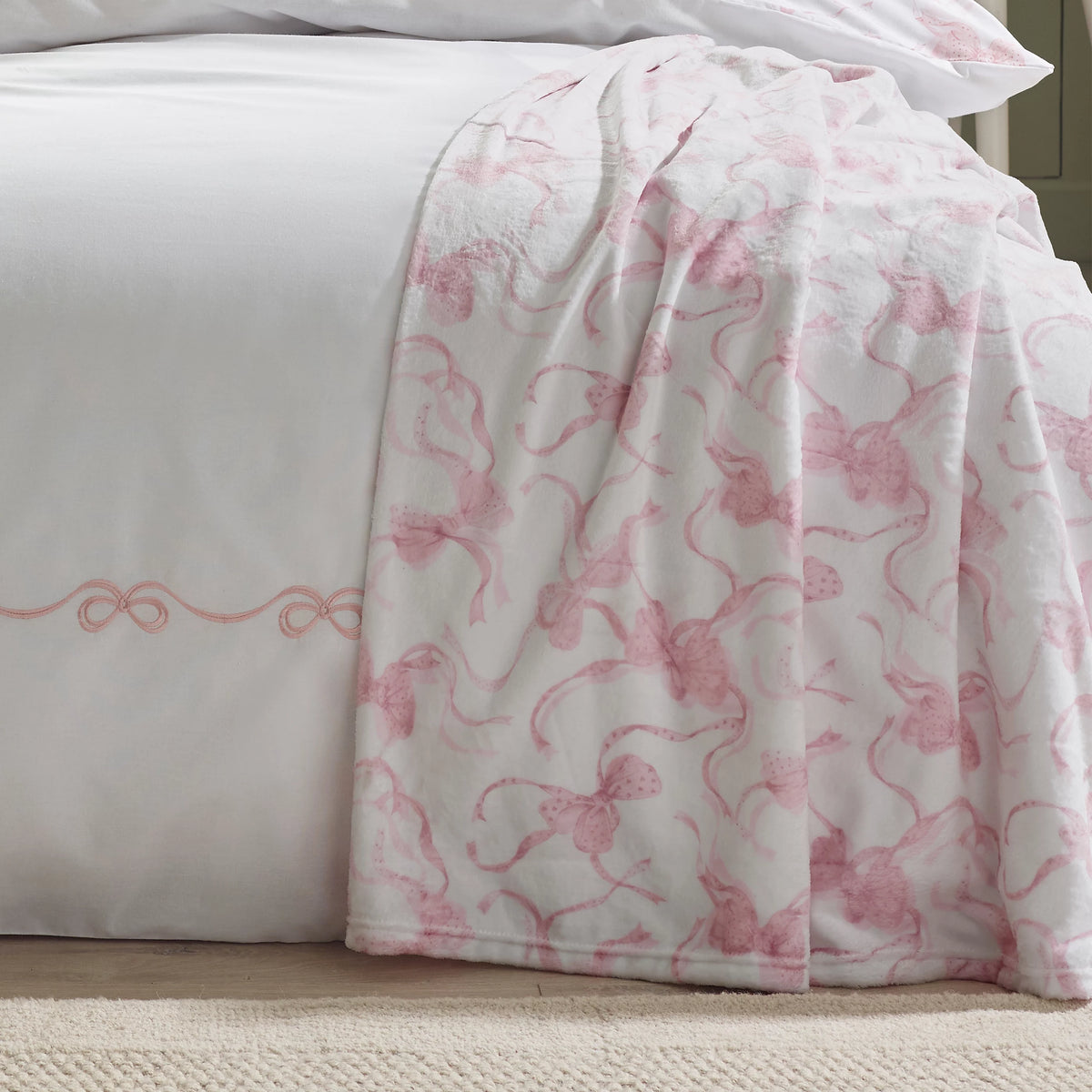Catherine Lansfield Bow Cosy Fleece 200x240cm Oversized Blanket Throw Pink