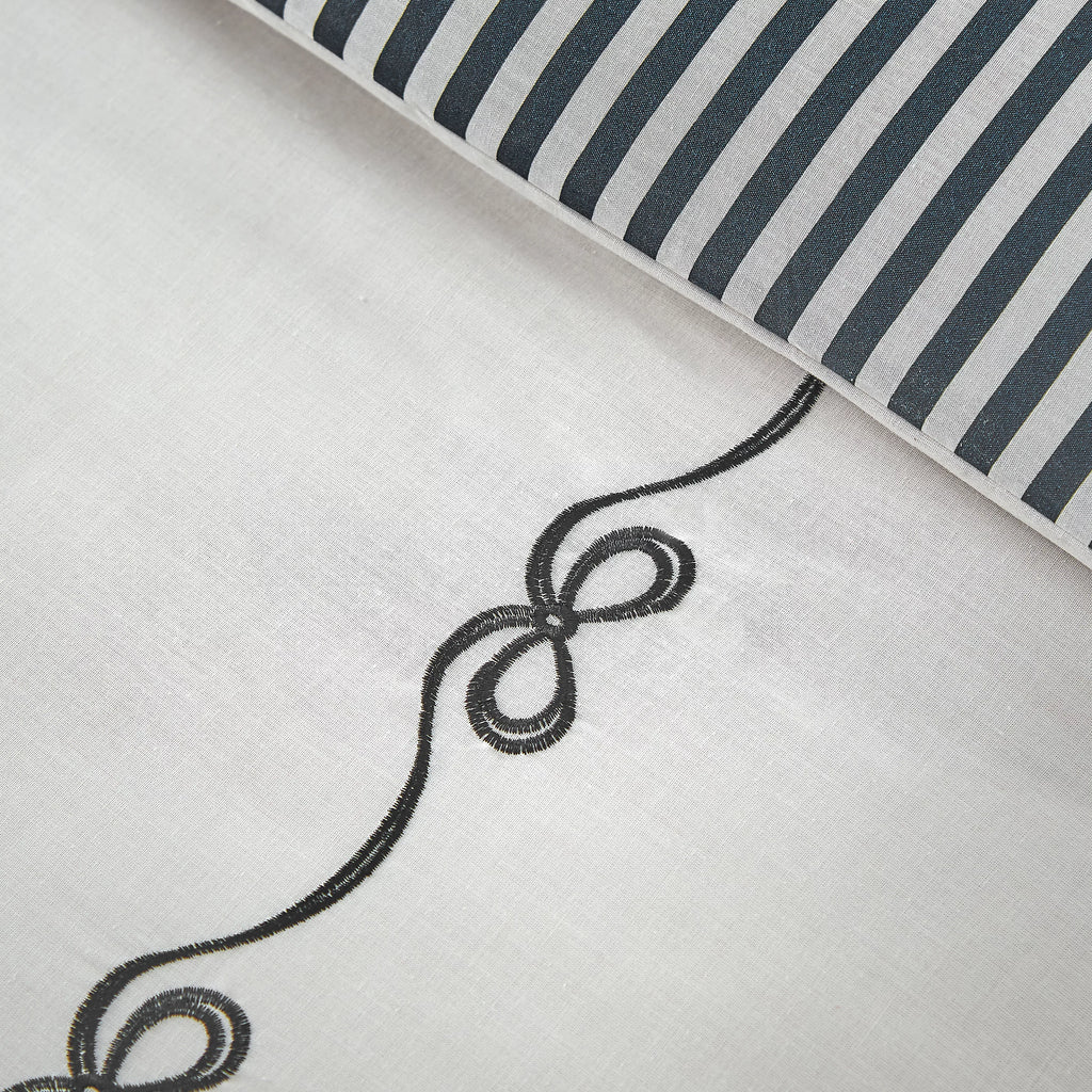 Catherine Lansfield Bow Embroidery Duvet Cover Set Cream / Black