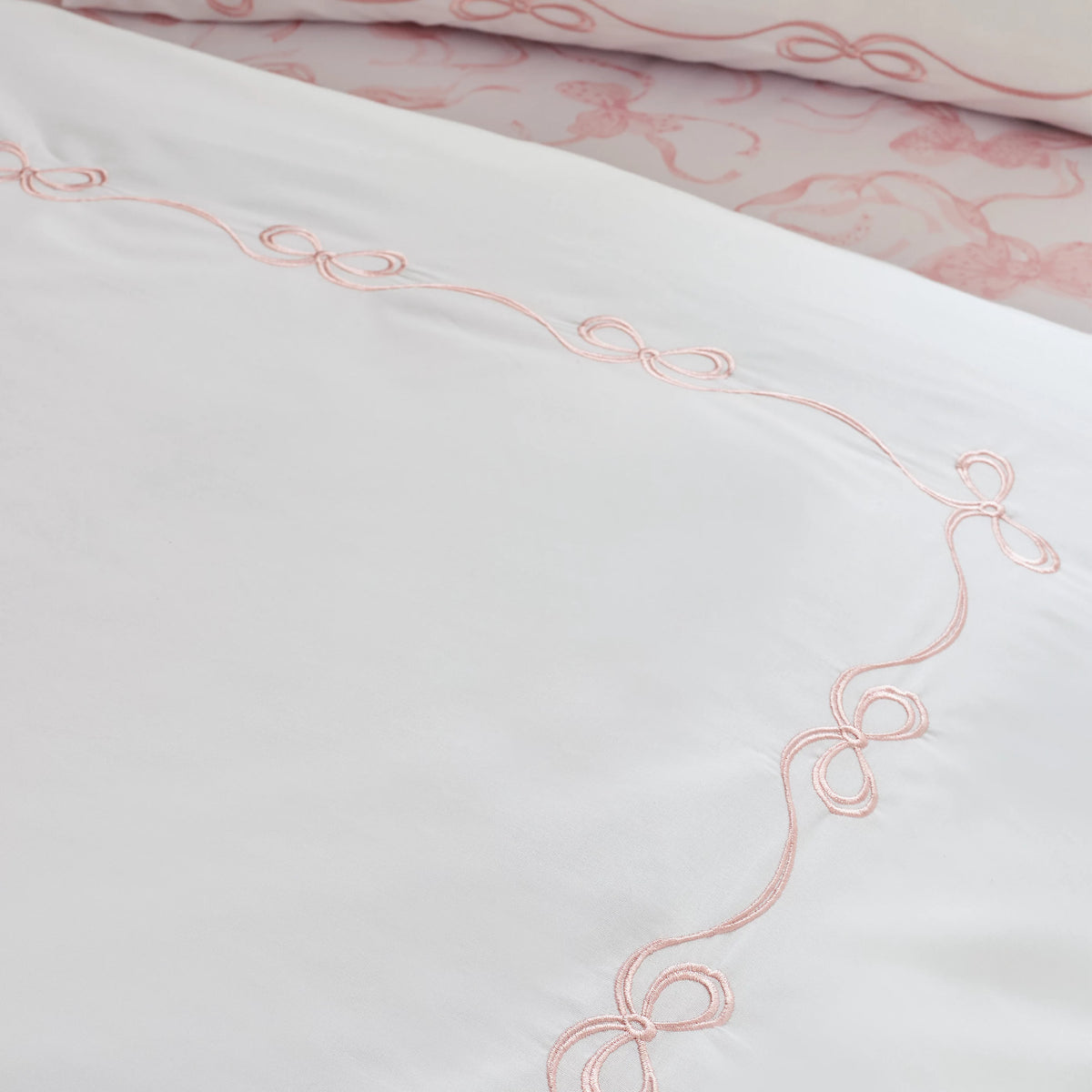 Catherine Lansfield Bow Embroidery Duvet Cover Set White / Pink