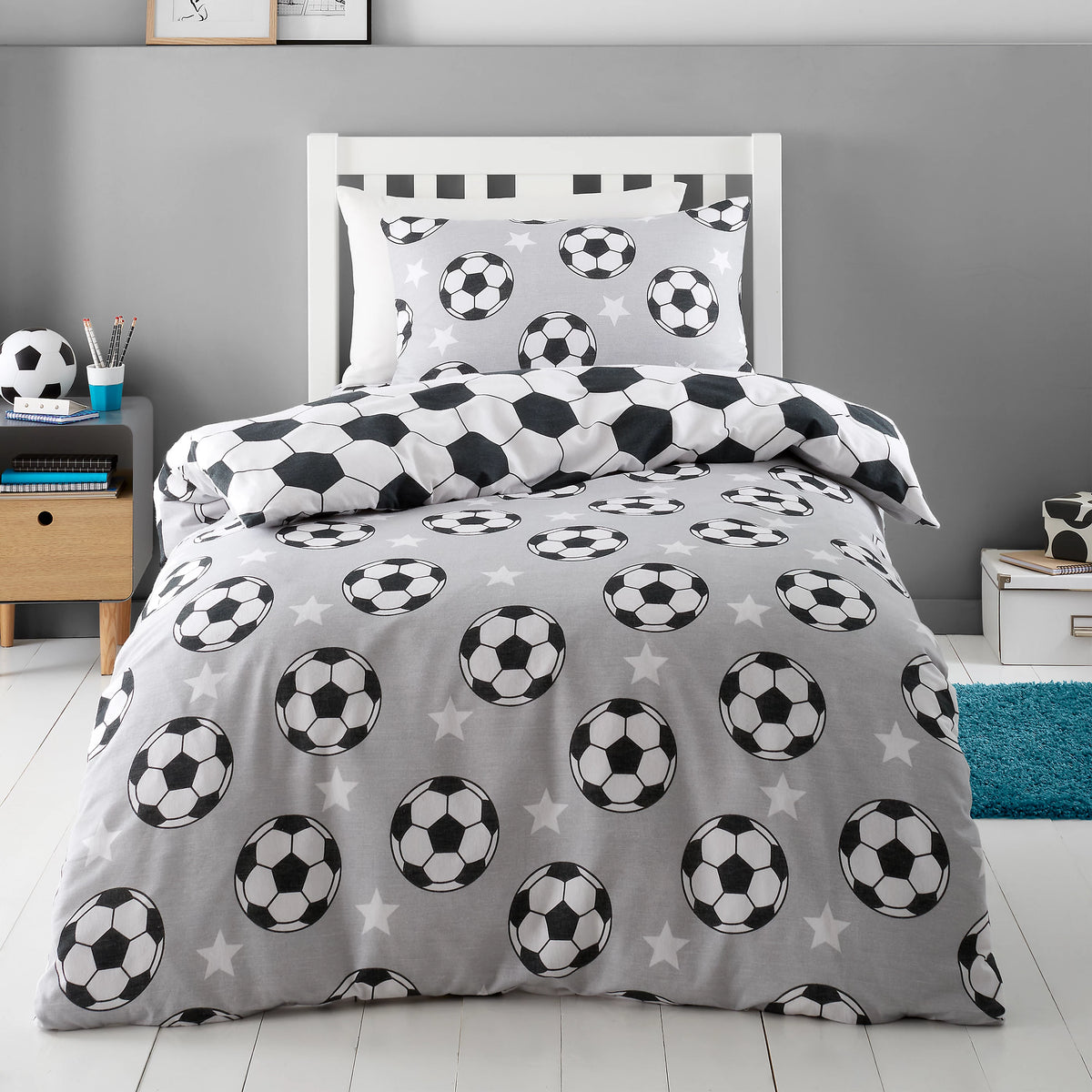 Catherine Lansfield Supersoft 100% Brushed Cotton Football Reversible Duvet Cover Set in Grey