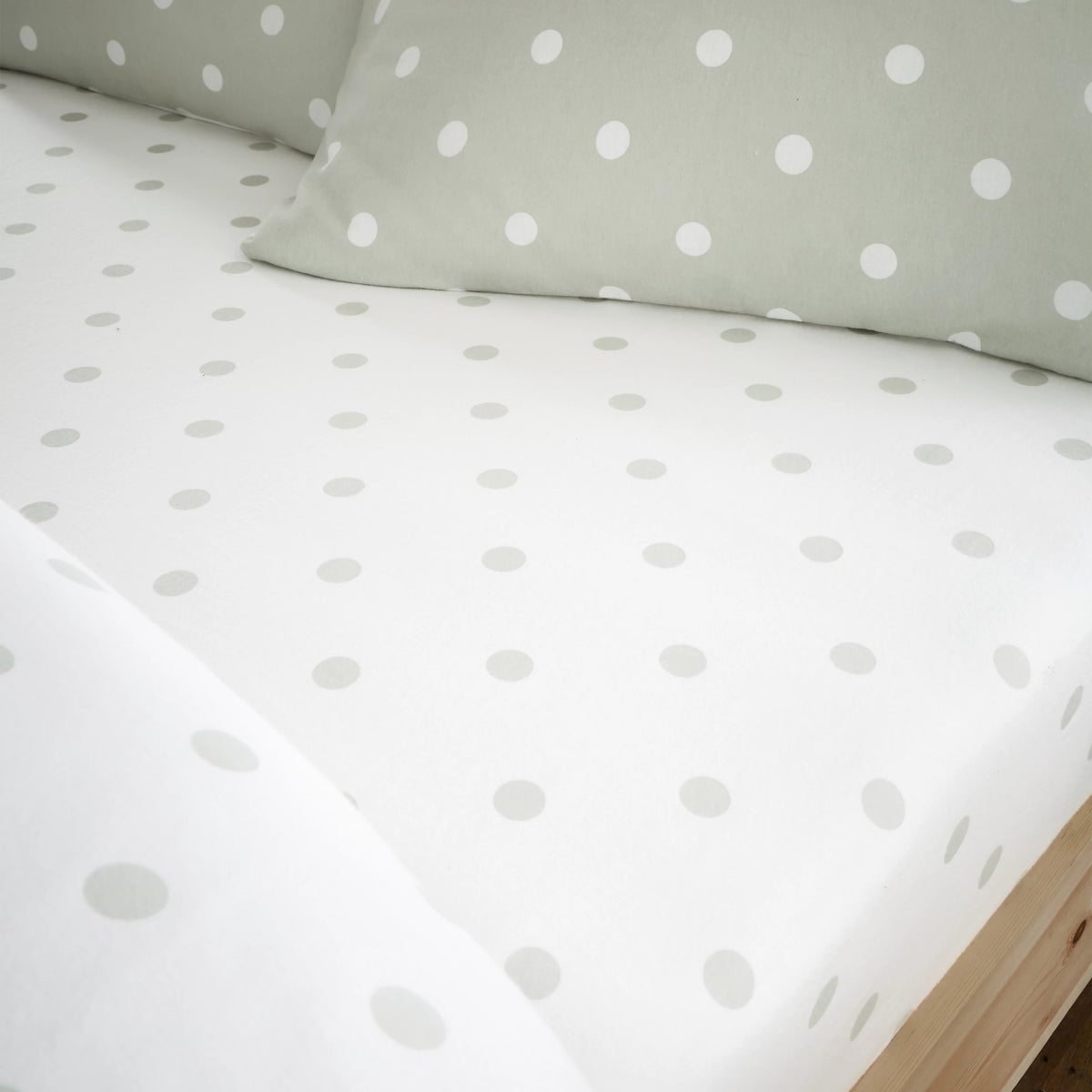 Catherine Lansfield Brushed Polka Dot Green Cotton Fitted Sheet