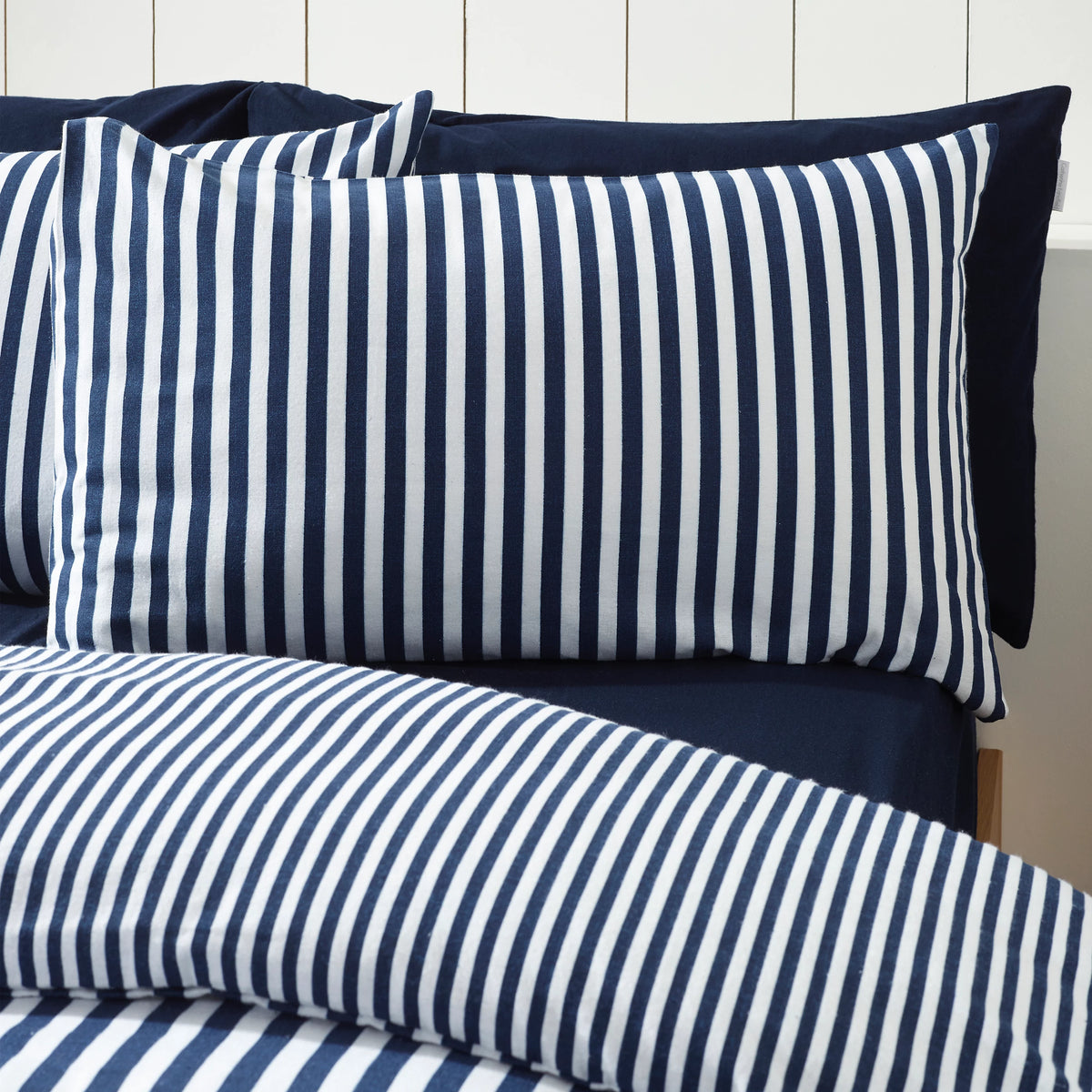 Catherine Lansfield Navy Blue Reversible Supersoft 100% Brushed Cotton Stripe Duvet Cover Set