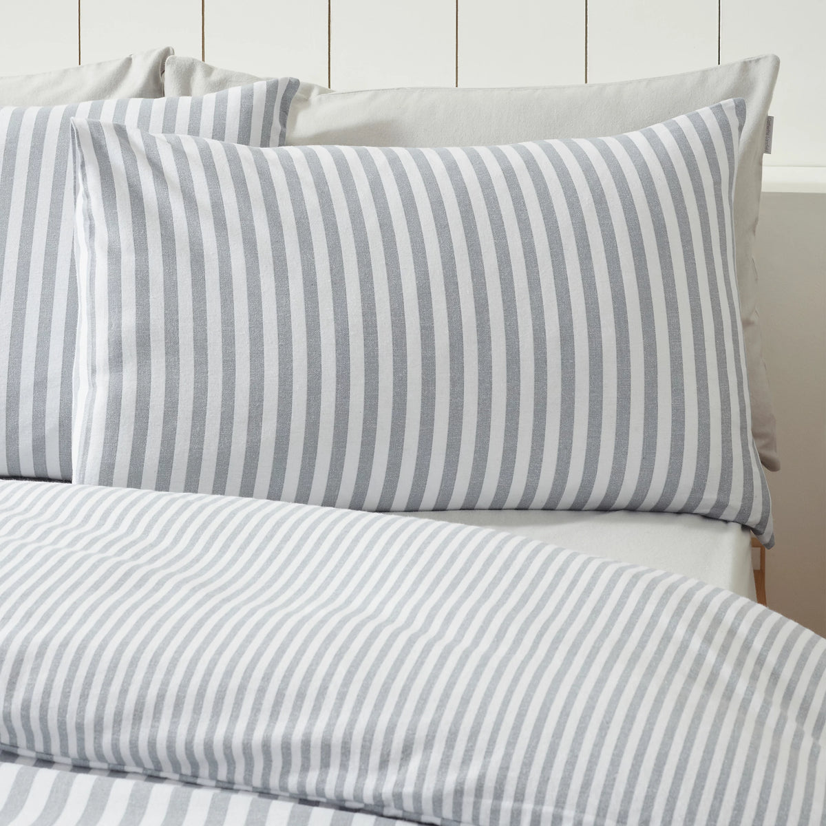 Catherine Lansfield Silver Grey Reversible Supersoft 100% Brushed Cotton Stripe Duvet Cover Set
