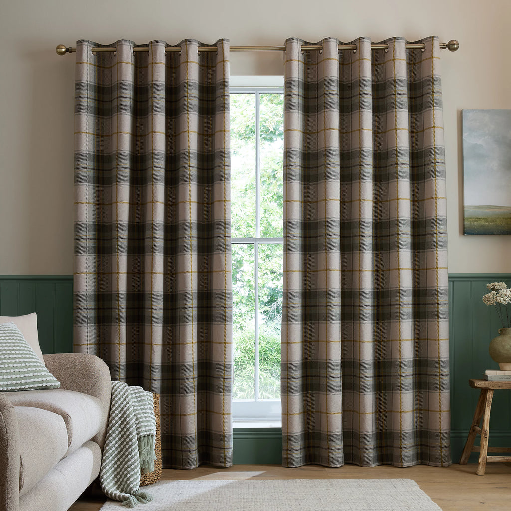 Catherine Lansfield Glencoe Check Thermal Blackout Eyelet Curtains in Green