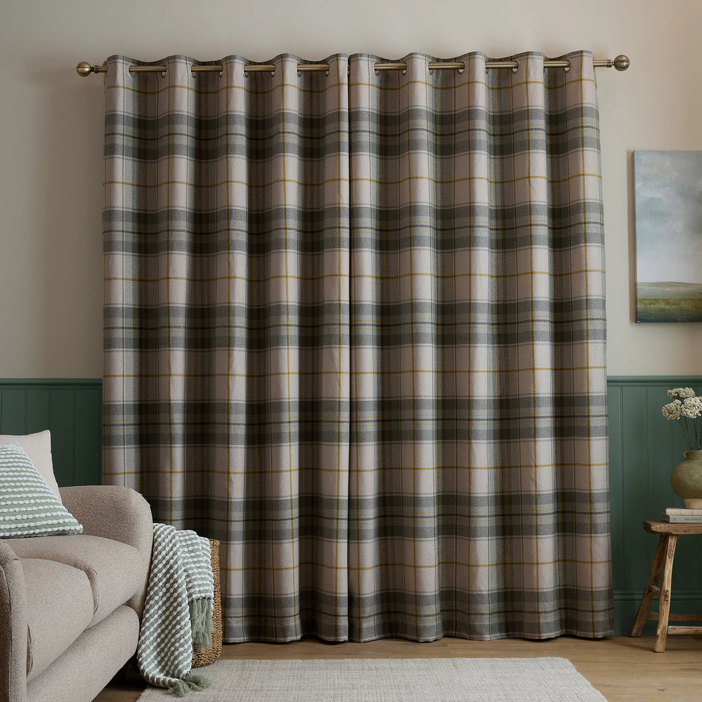 Catherine Lansfield Glencoe Check Thermal Blackout Eyelet Curtains in Green