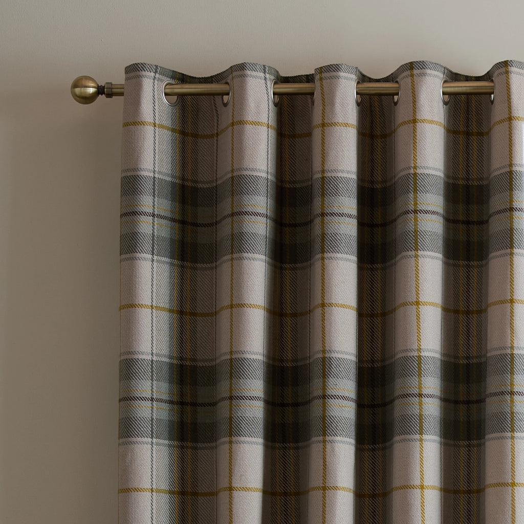 Catherine Lansfield Glencoe Check Thermal Blackout Eyelet Curtains in Green