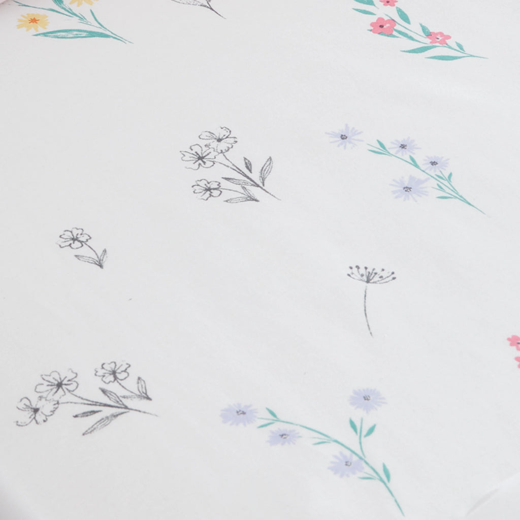 Catherine Lansfield Bunny Tails Ditsy Flowers Fitted Sheet in White