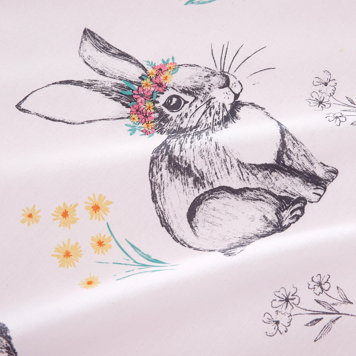 Catherine Lansfield Bunny Tails Ditsy Flowers Reversible Duvet Cover Set in Pink
