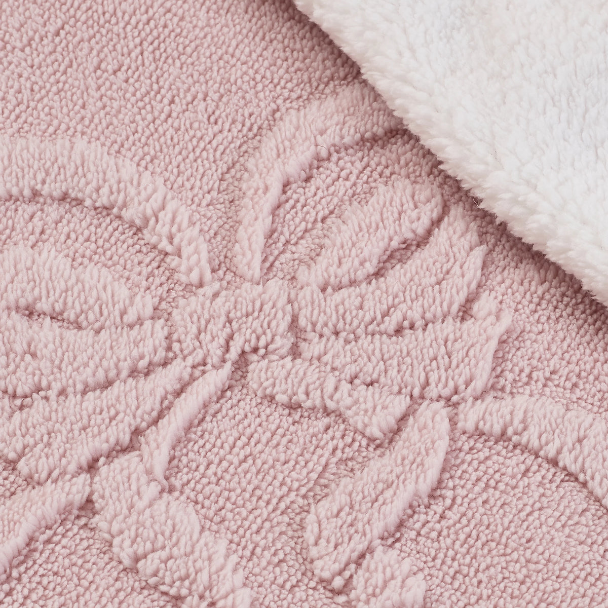 Catherine Lansfield Pink Carved Bow Cosy Fleece Blanket Throw