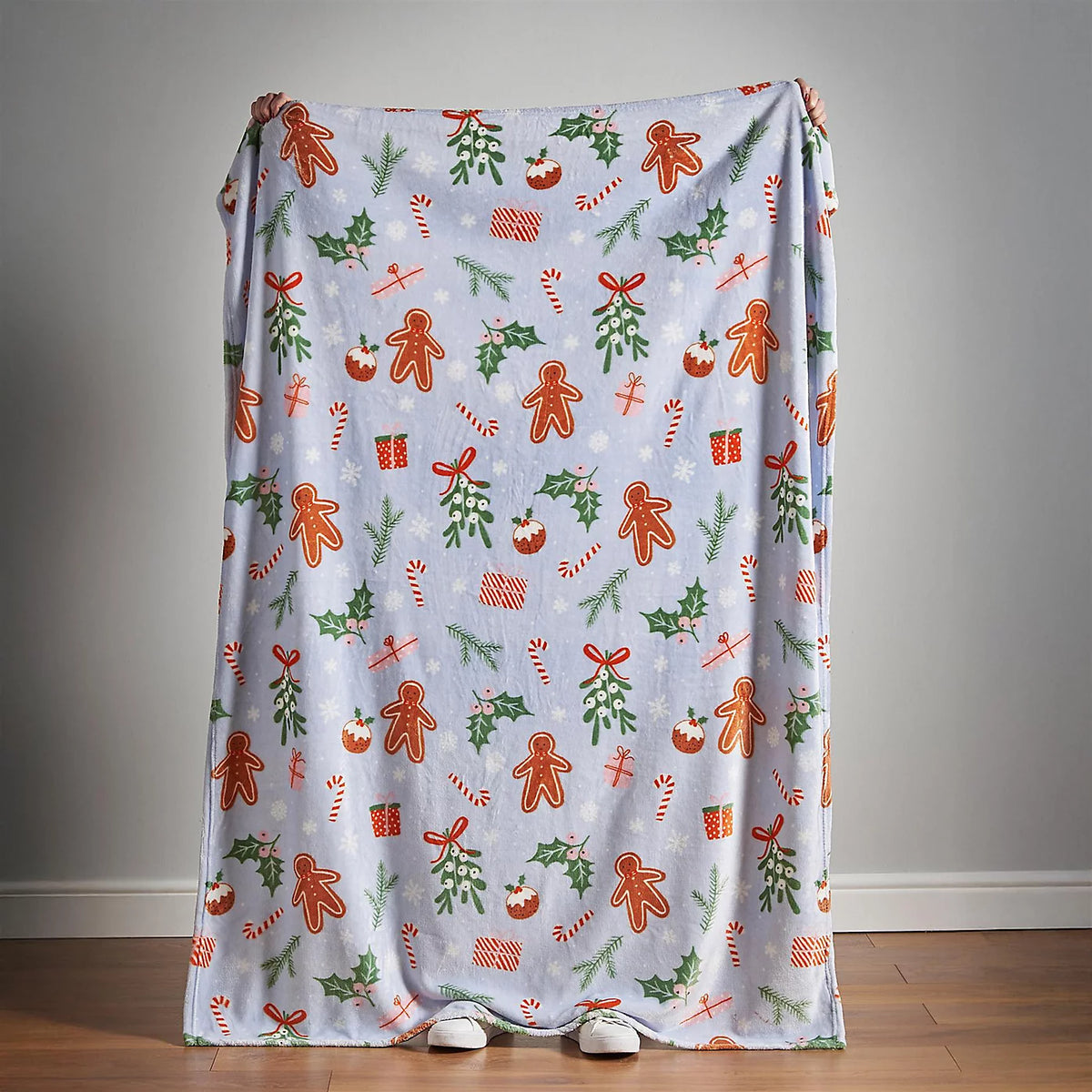 Catherine Lansfield Blue Christmas Gingerbread Soft and Cosy Fleece Throw