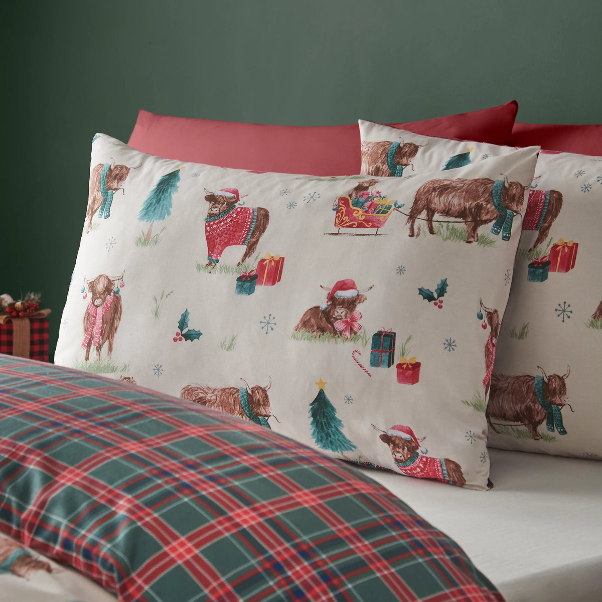 Catherine Lansfield Christmas Highland Cow Duvet Cover Set