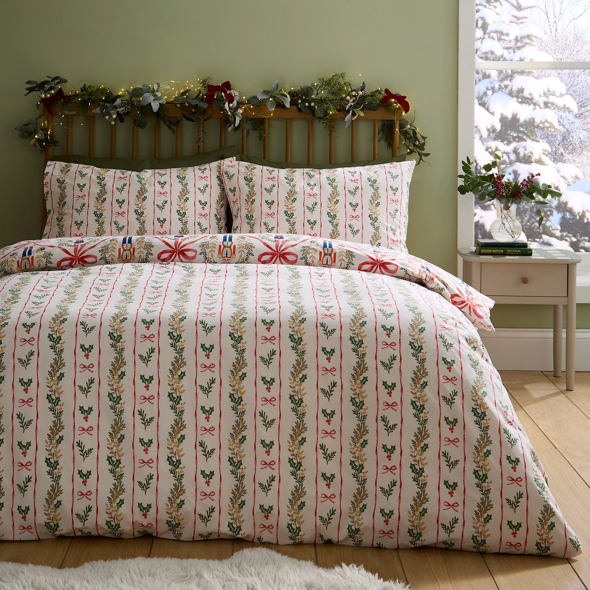 Catherine Lansfield Christmas Nutcracker Bows Duvet Cover Set