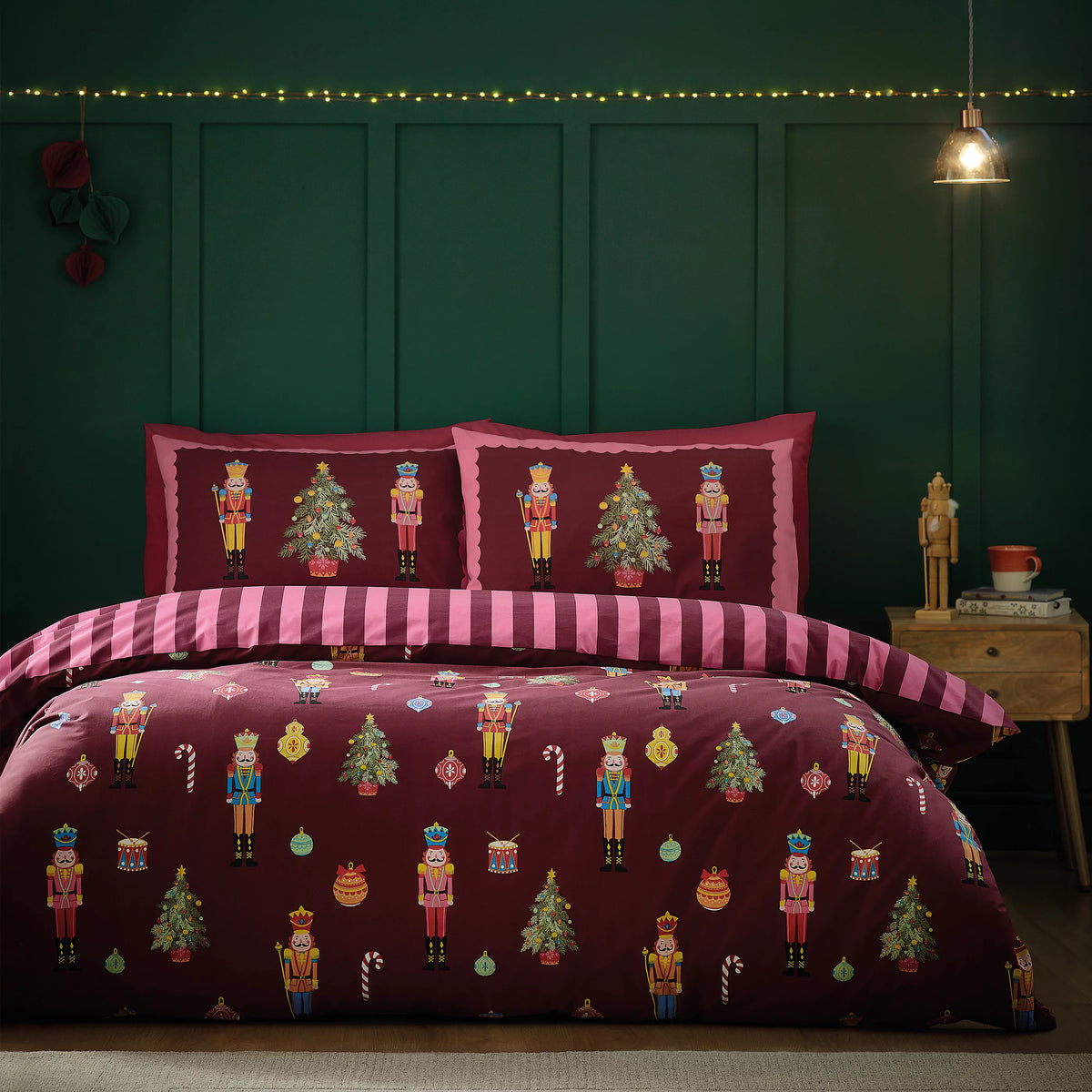 Catherine Lansfield Christmas Nutcracker Stripe Plum Duvet Cover Set