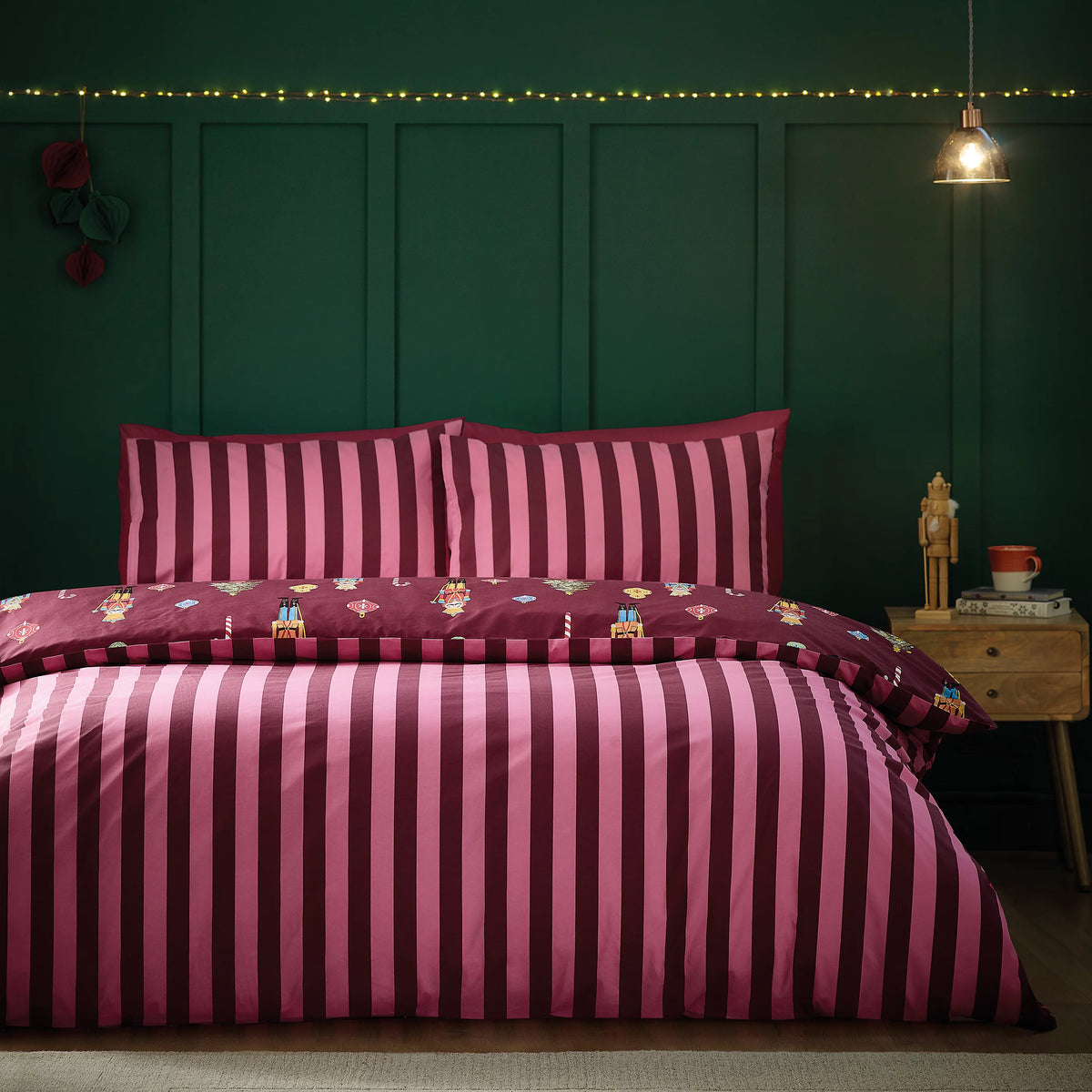 Catherine Lansfield Christmas Nutcracker Stripe Plum Duvet Cover Set