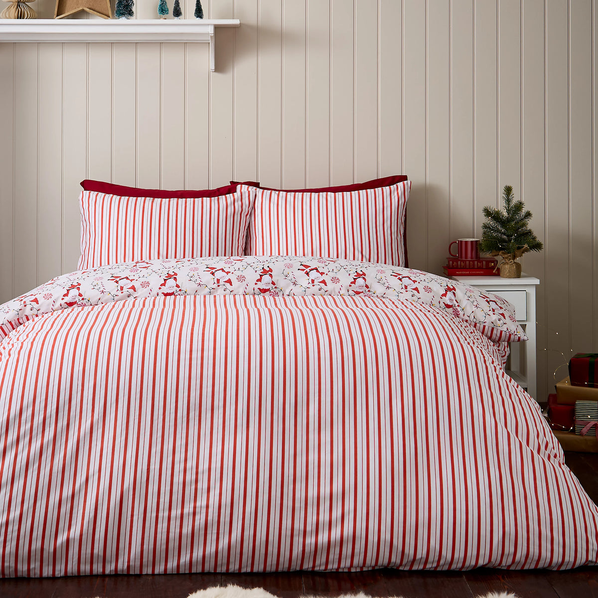Catherine Lansfield Christmas Santas Duvet Cover Set