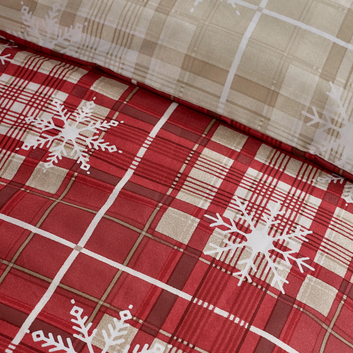 Catherine Lansfield Christmas Scandi Check Duvet Cover Set