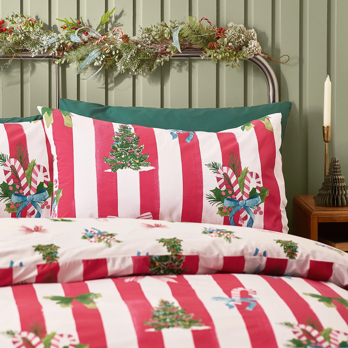 Catherine Lansfield Red Christmas Stripe Reversible Duvet Cover Set